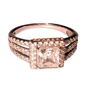 Womens 925 Sterling Silver Ring Sz 10 Cubic Zirconia Vietnam Statement Cocktail